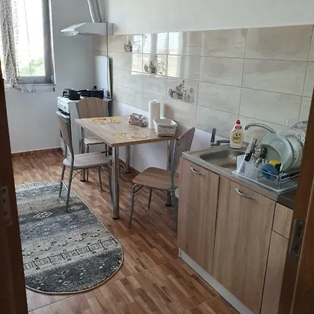 דירה Apartament Steaua De Mare אפורי נורד